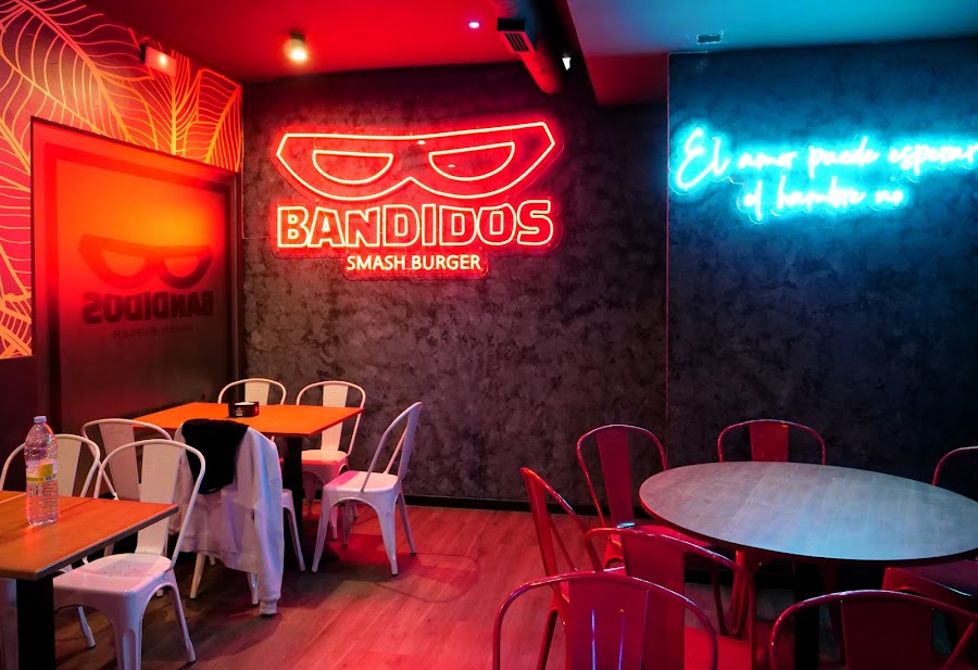 Bandidos Smash Burger Jaén