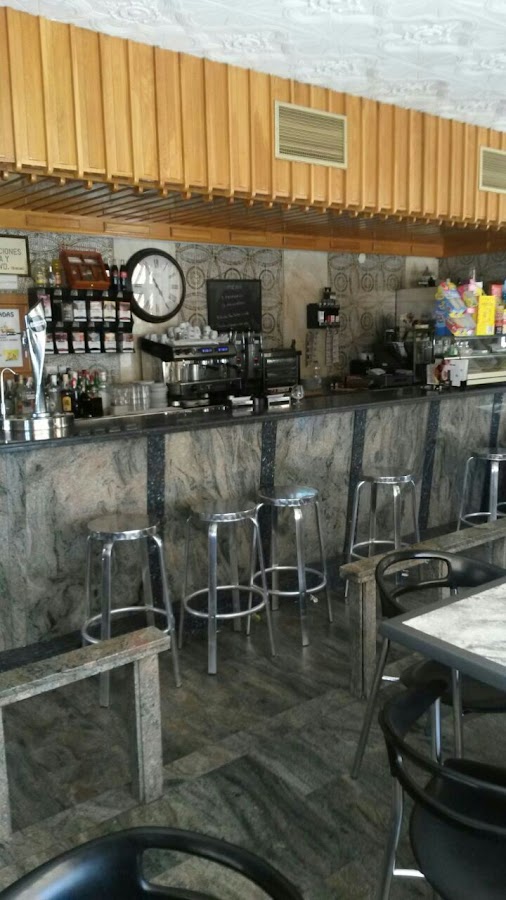 Bar Cinema