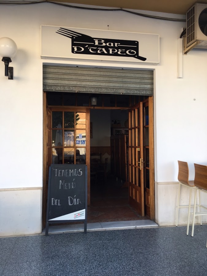 Bar D’Tapeo