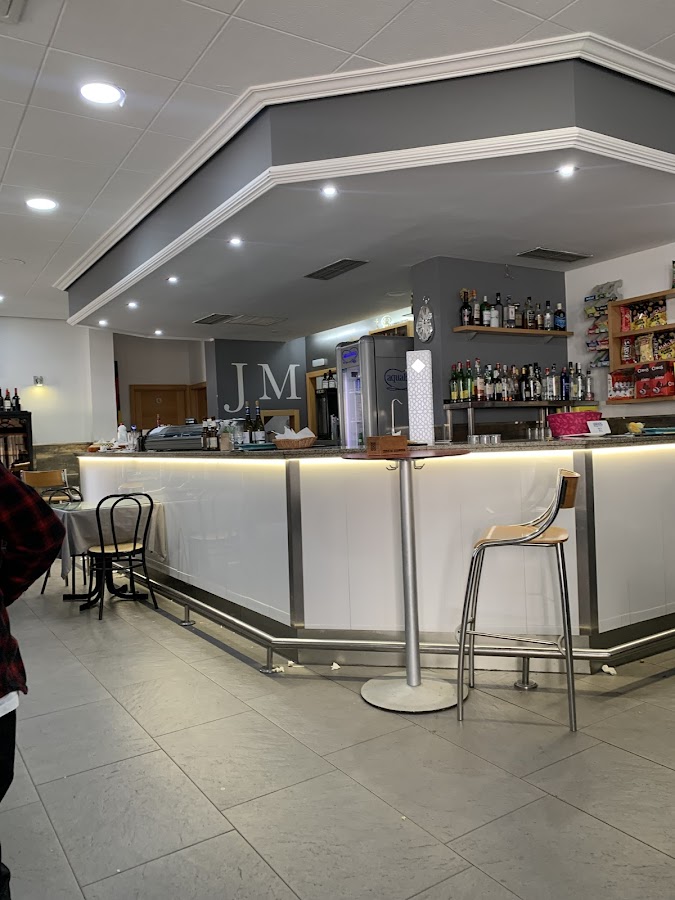 Bar JM