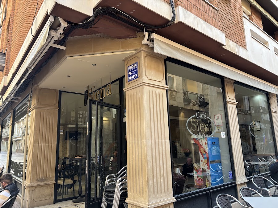 Cafetería y desayunos Siena
