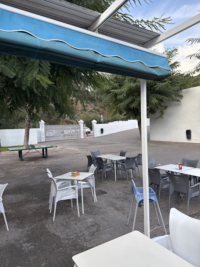 OHANA Bar piscina municipal