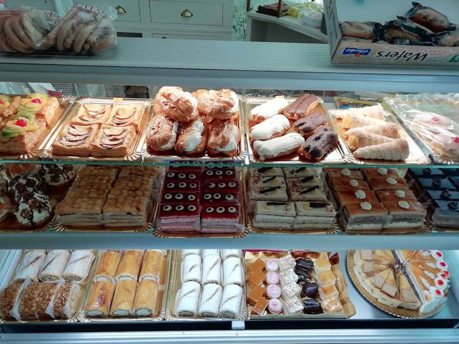 Panaderia Cafeteria La Clásica