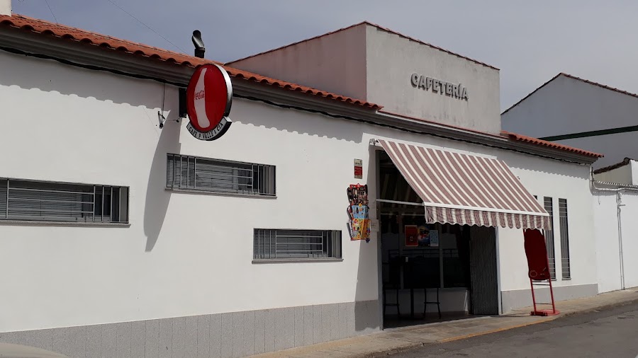 Piscina Bar Sierra de Cardeña