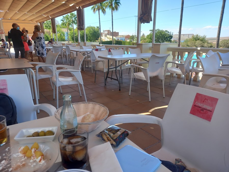 Restaurante La Juncá "La Piscina"