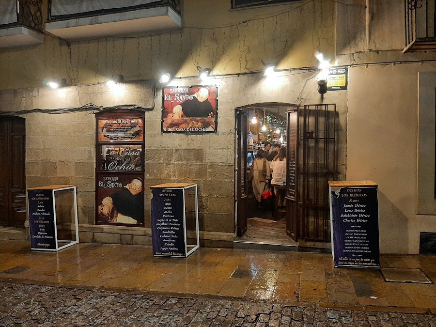 Taberna El Santo-La Casa del Ochio