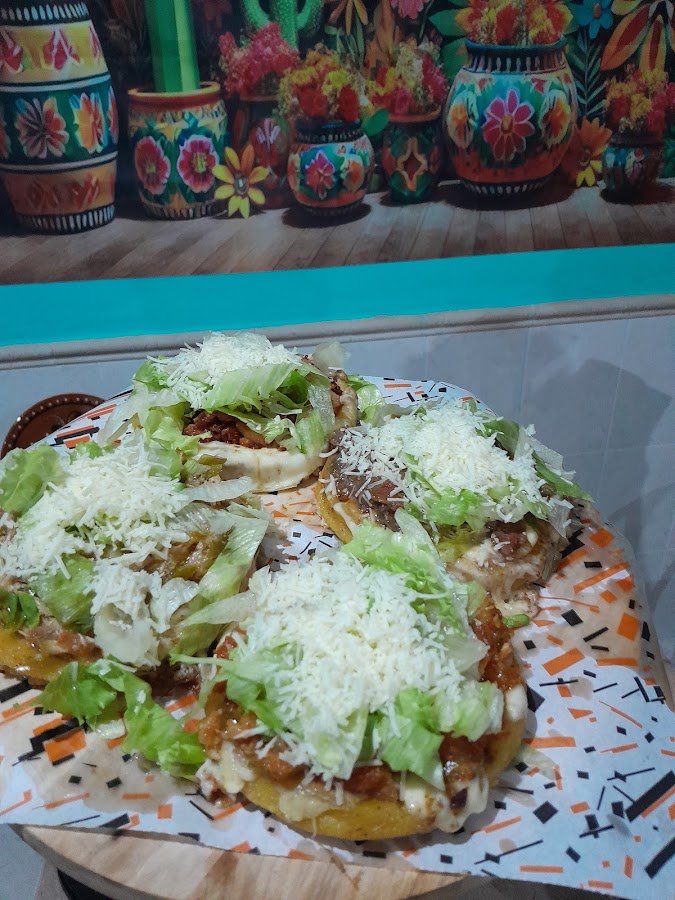 TAQUERIA,ANTOJITOS LA MEXICANA