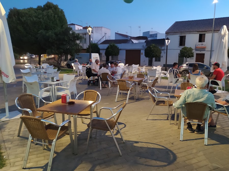 Bar francis sarava