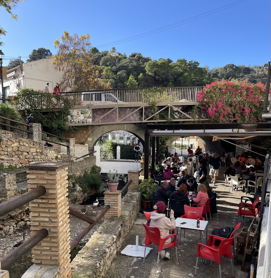 Bar Restaurante El Nacimiento