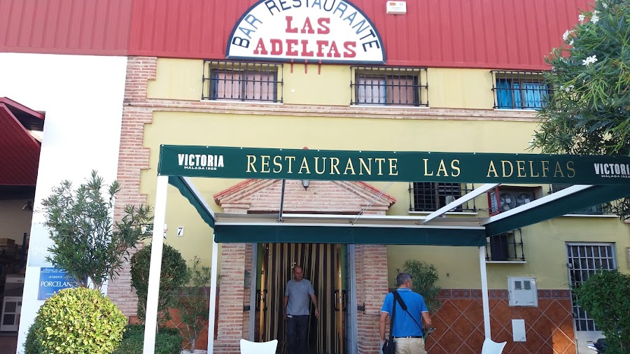bar restaurante las adelfas