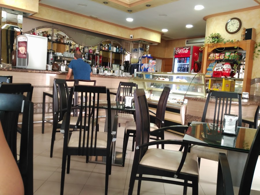 Cafetería Becquer II