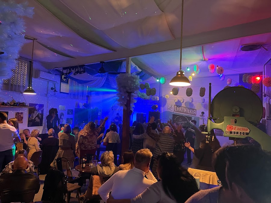 La Carpinteria Bar