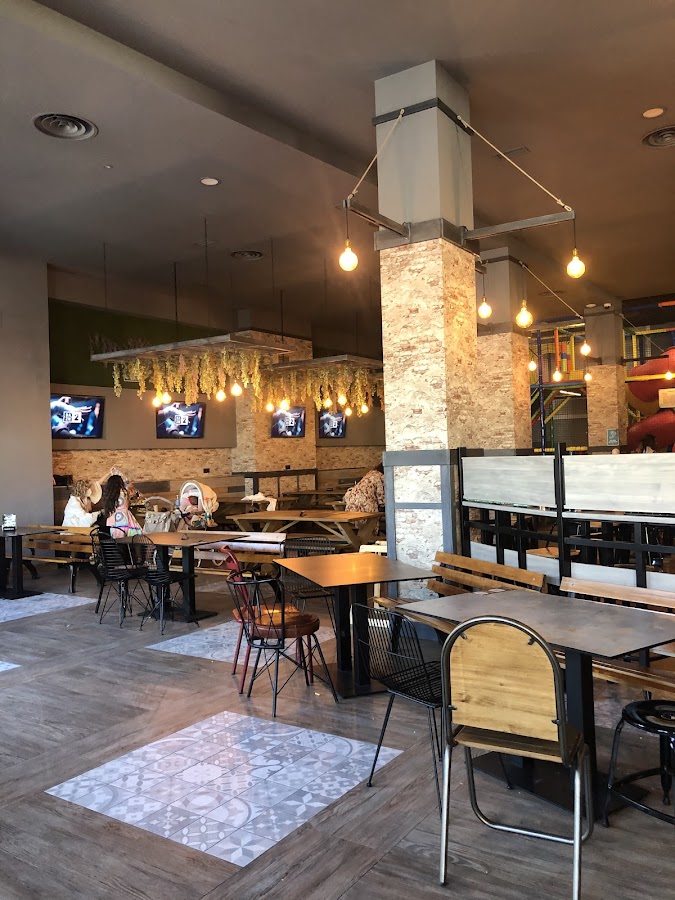Restaurante People Food & Drink