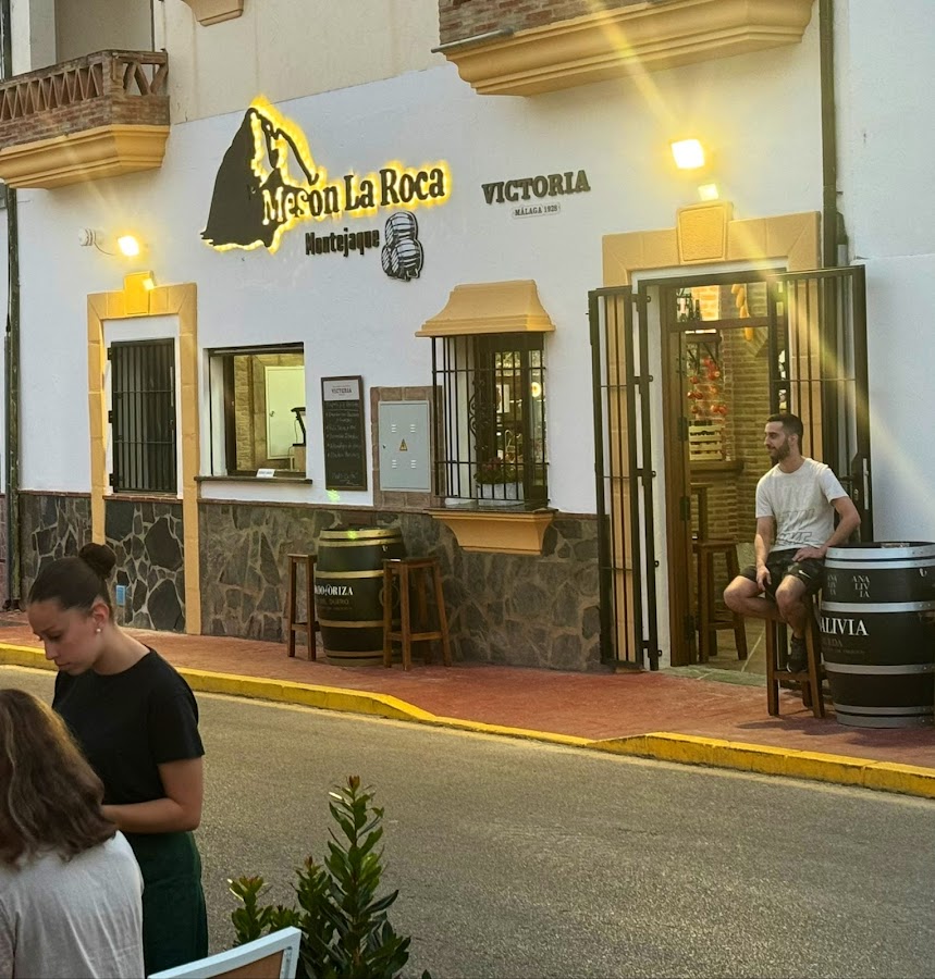Trattoria & Gastrobar La Roca